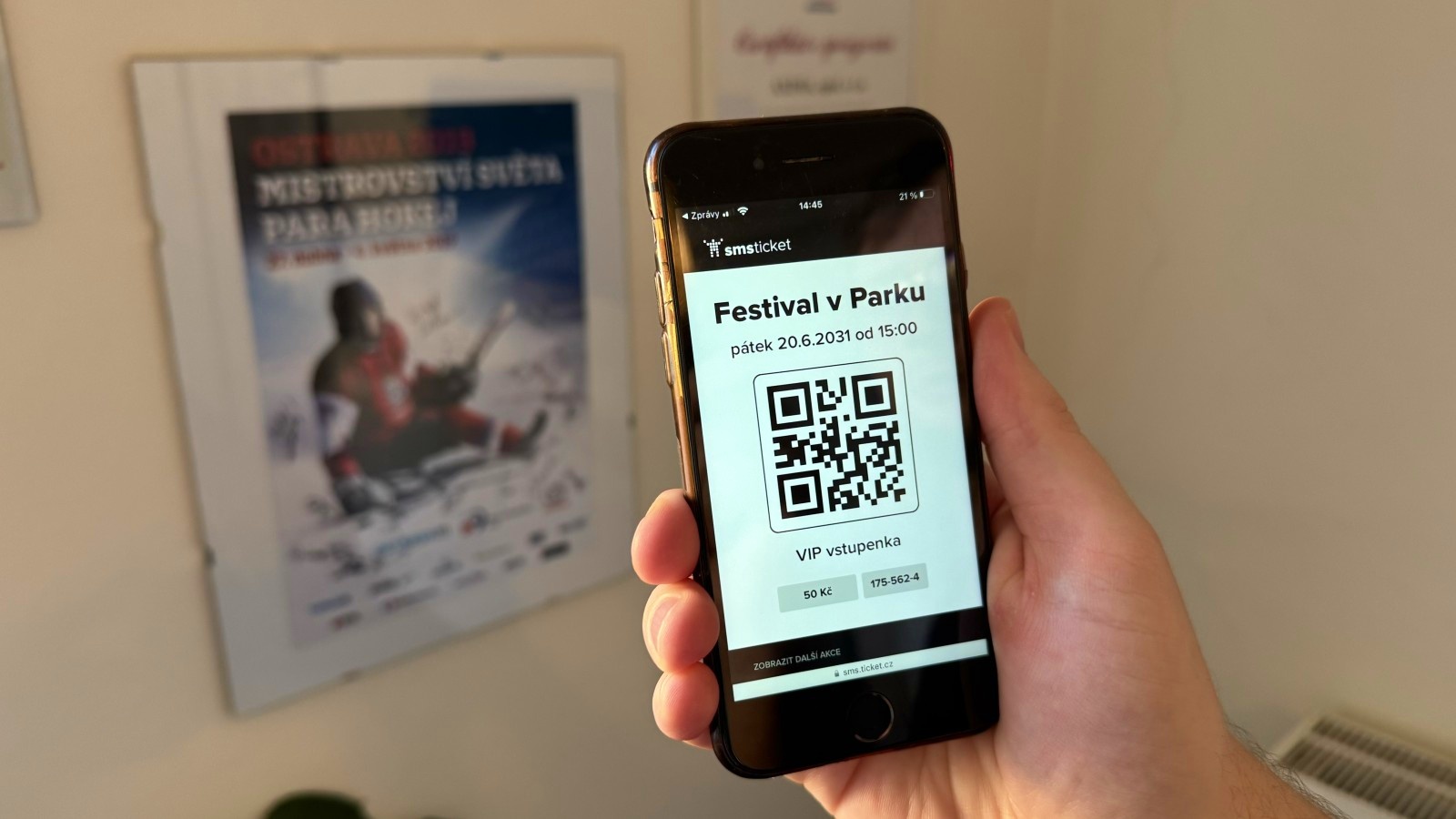 SMS vstupenka v mobilu